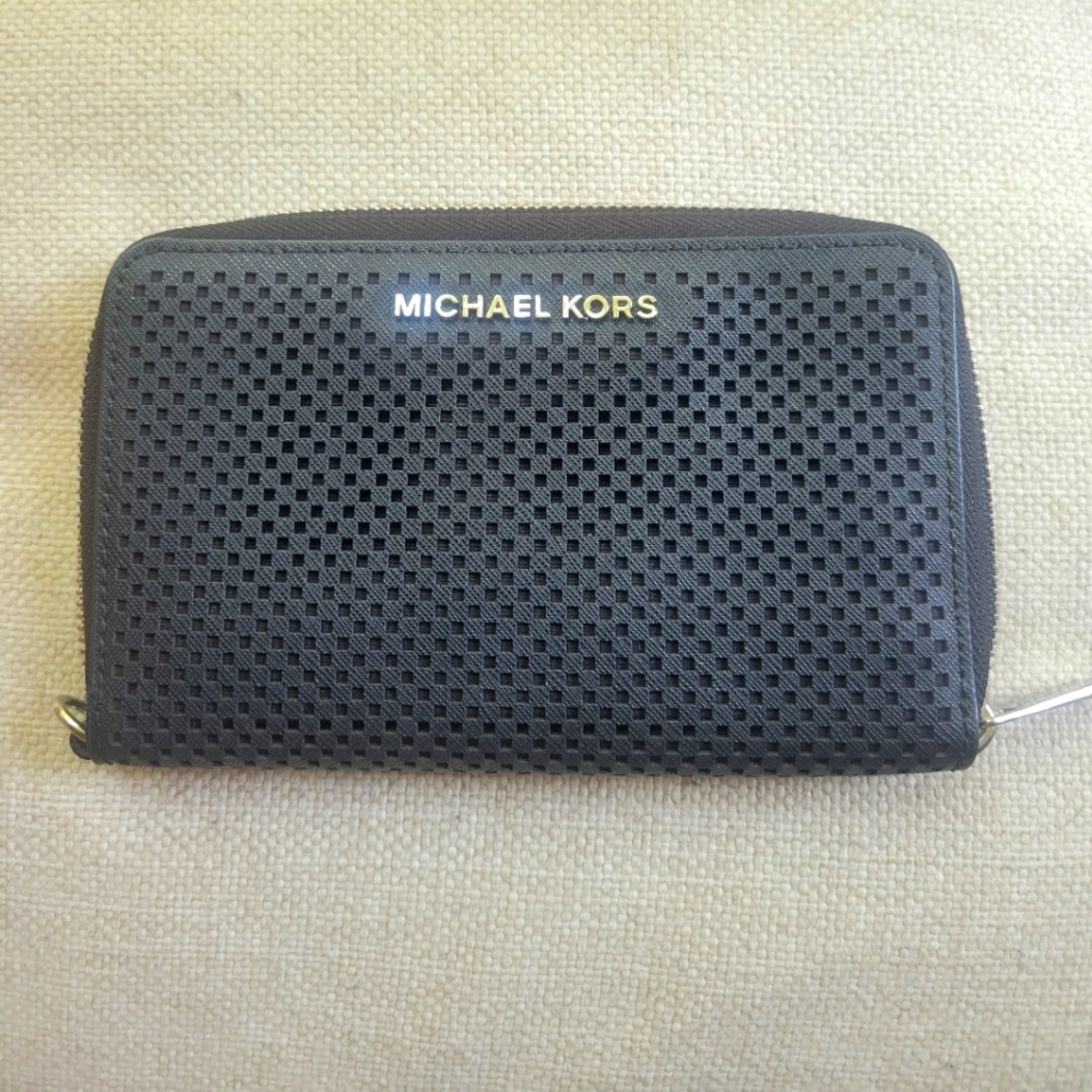 Michael Kors Wristlet